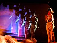 Espetáculo de dança Versus