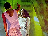 Espetáculo de dança Versus